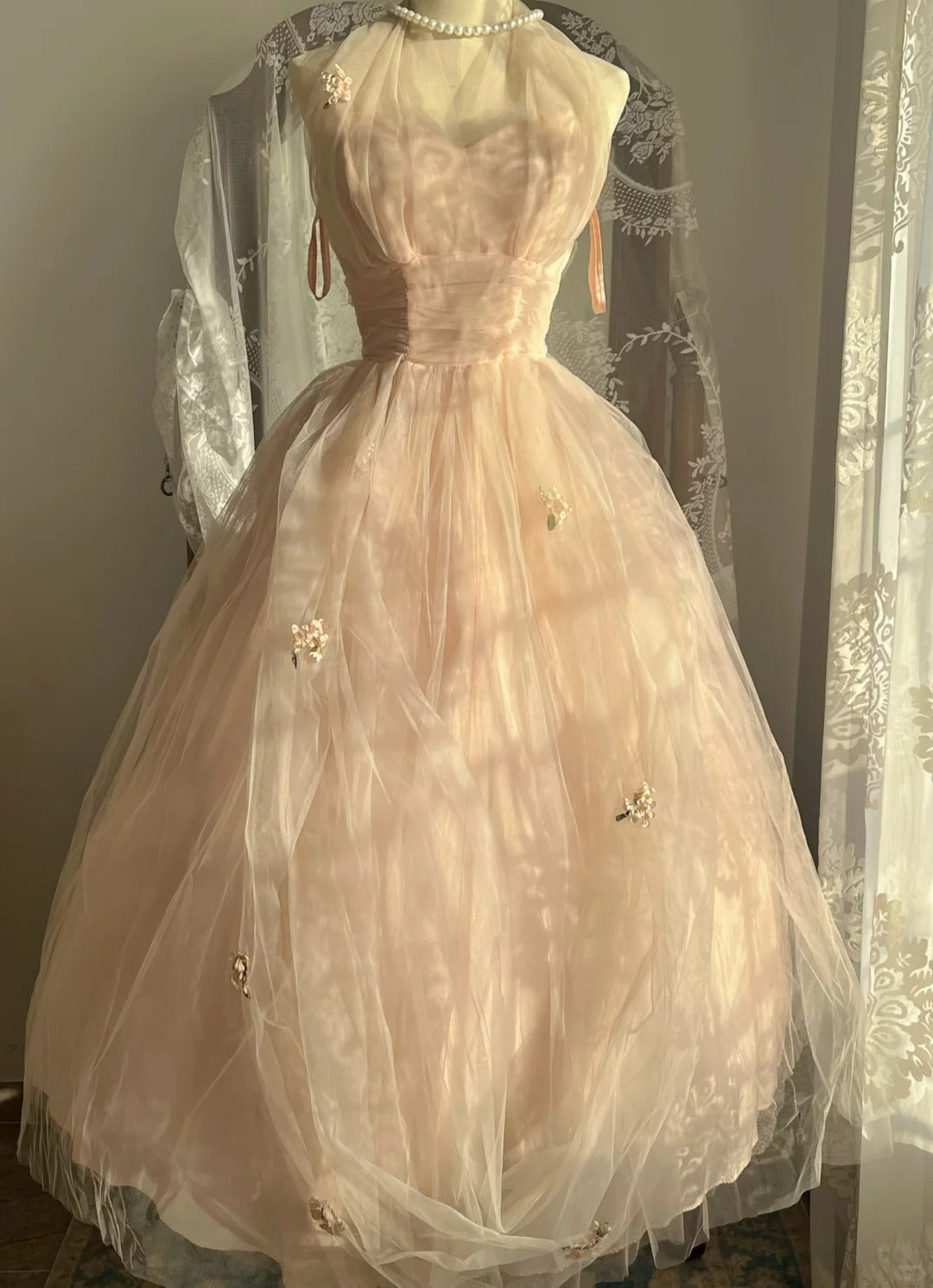 Sweet Pink Halter Neck Tulle Long Ball Gown Evening Dress Secondary image