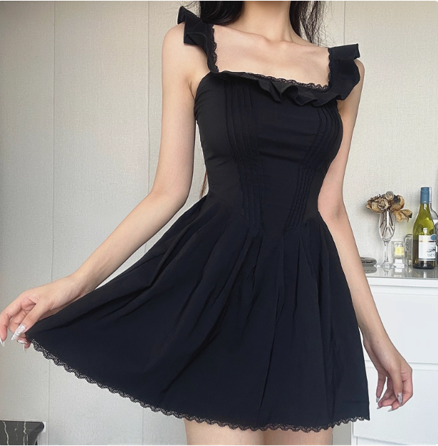 Sweet Square Neck Pleated Lace Waist 17Th Birthday Homecoming Dress Main image