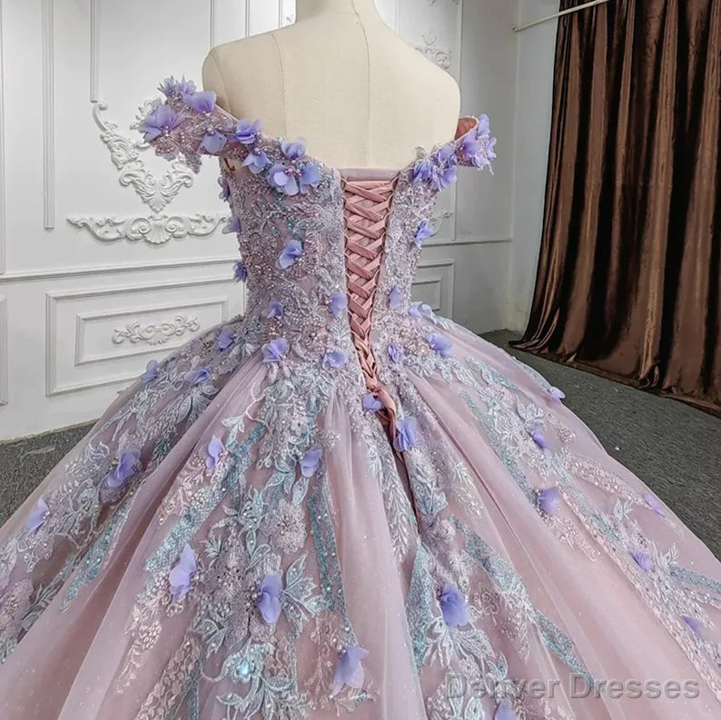Sweetheart Off The Shoulder Beaded Floral AppliquèŒquinceanera Ball Gown Secondary image