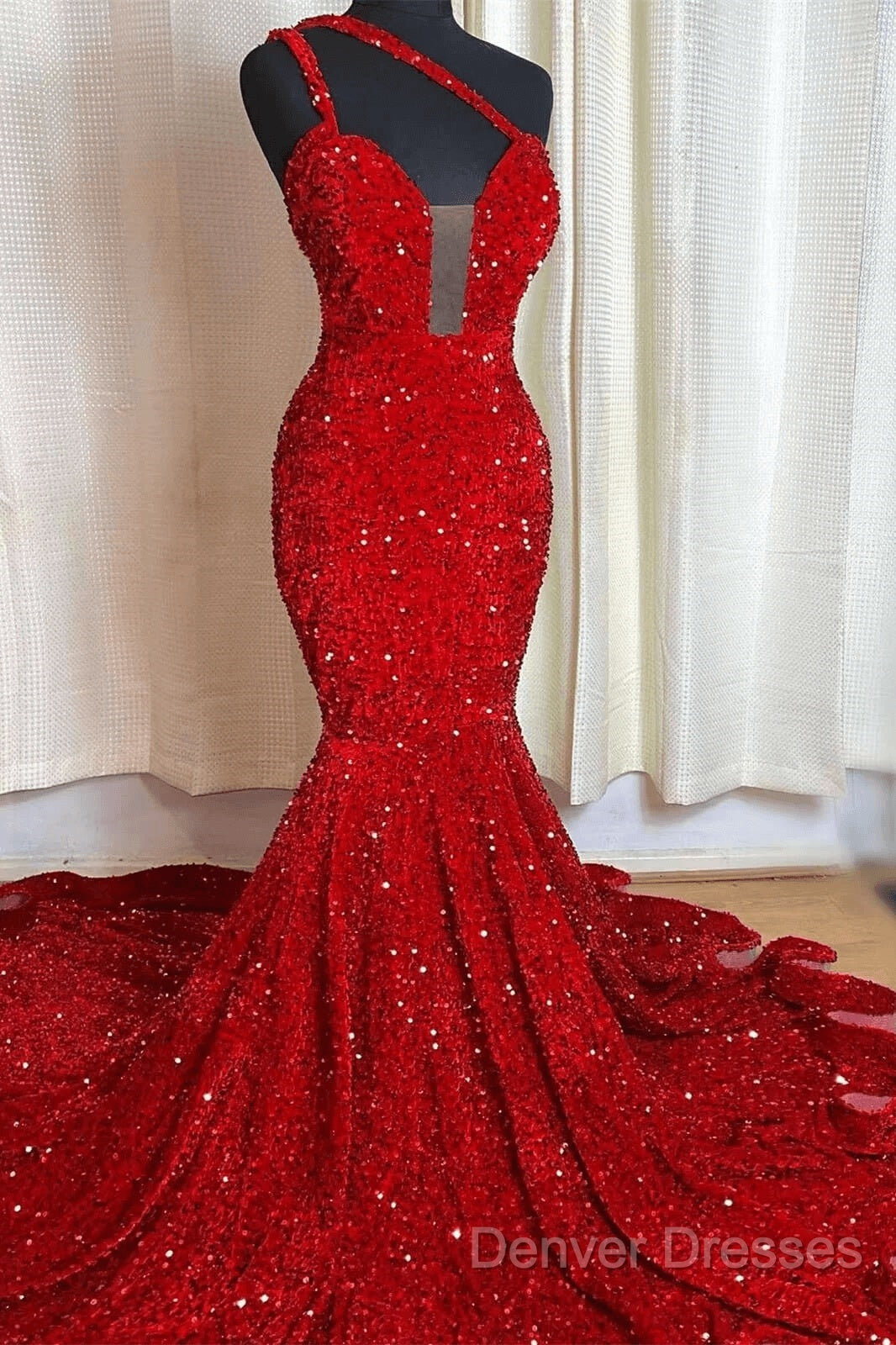 Sweetheart Sleeveless Sequins Red Mermaid Prom Dress Secondary image