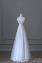 Timeless A Line Sweetheart Lace Tulle White Wedding Dress Brides Dress