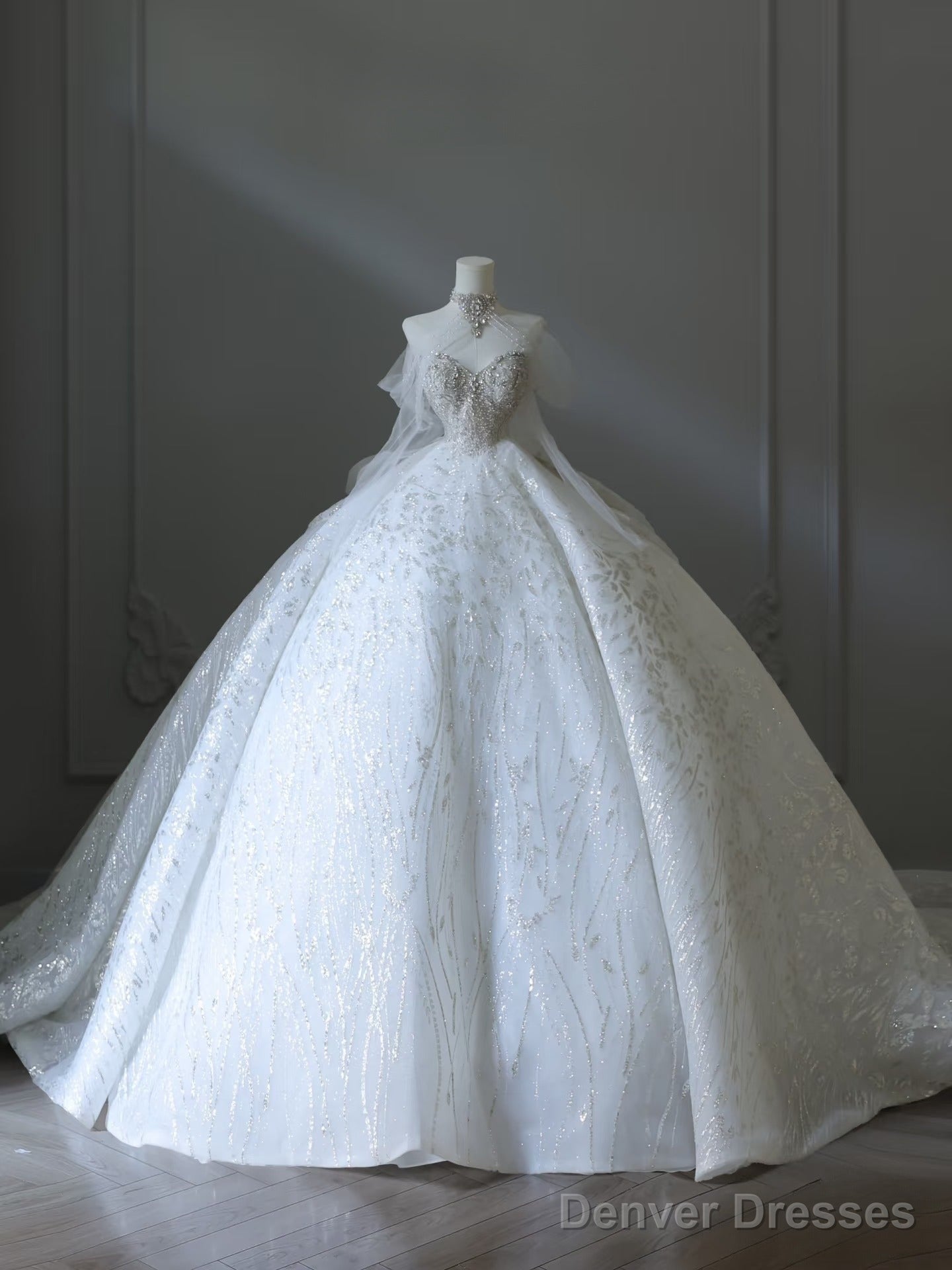 Timeless Ball Gown Sweetheart Neckline Sequin Long Sleeves Wedding Dress Bridal Dresses Main image