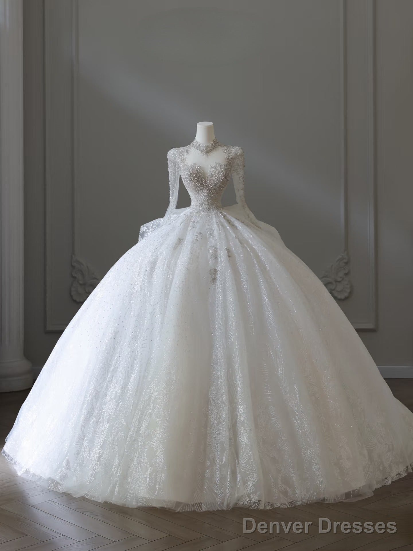 Timeless Ball Gown V Neckline Sequin Long Sleeves Wedding Dresses Bridal Dresses Main image