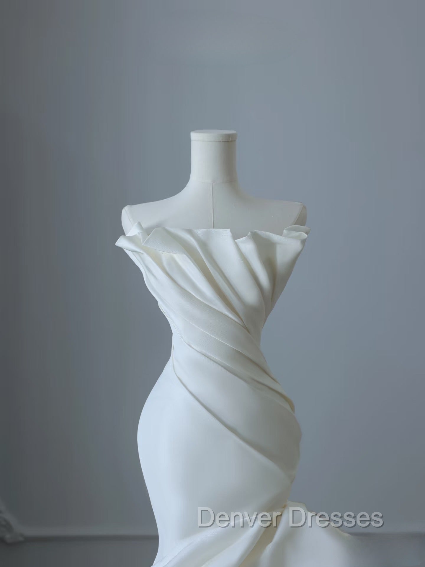 Timeless Mermaid Strapless Satin Ivory Long Wedding Dress Bridal Dress