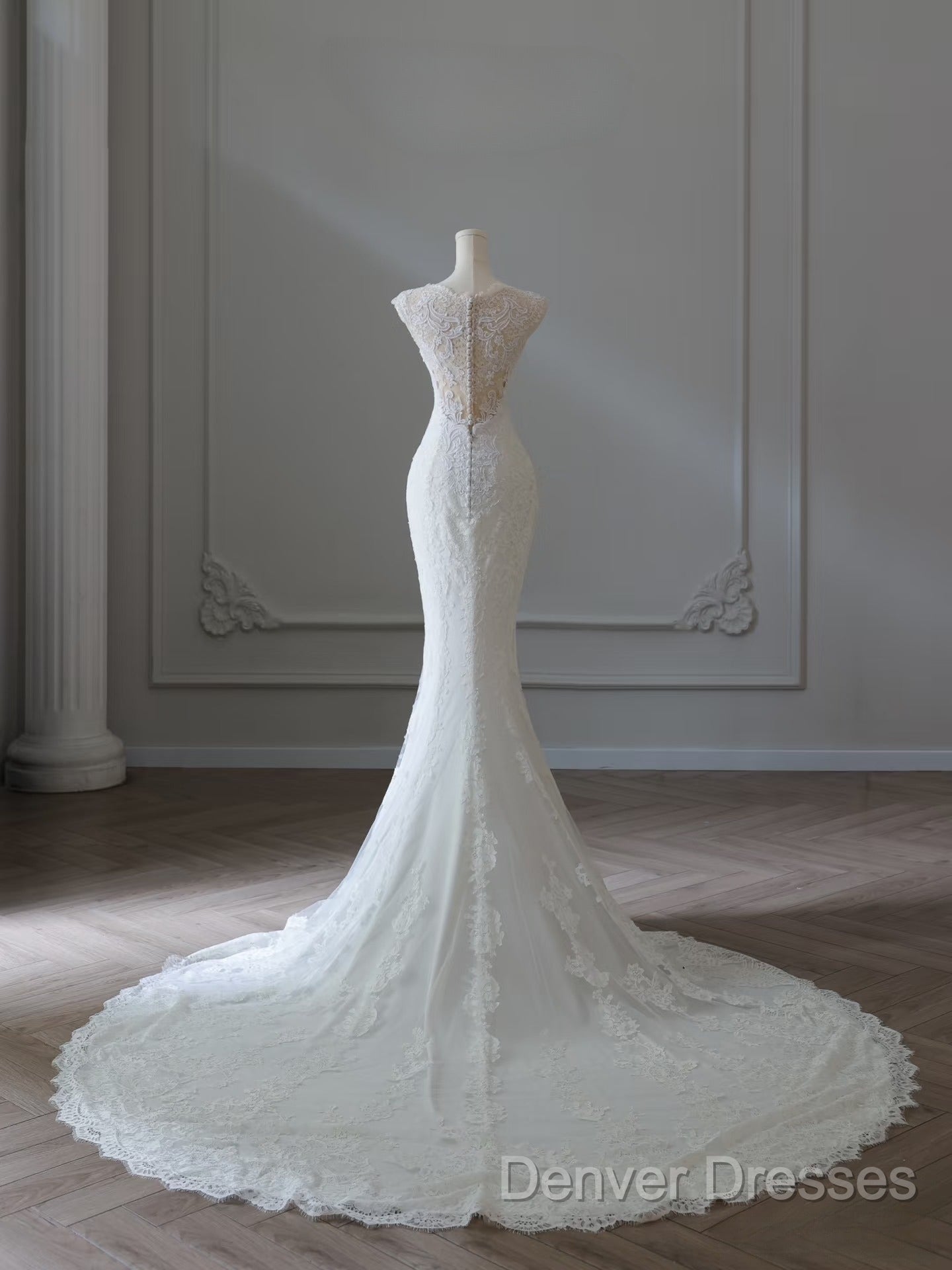Timeless Mermaid V Neckline White Lace Wedding Dress Bridal Dress