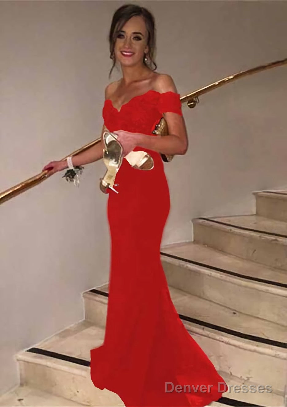 Trumpet/Mermaid Sleeveless Off-the-Shoulder Sweep Train Lace Prom Dresses With Appliqued Beaded Sequins