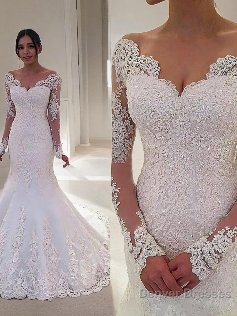 Trumpet/Mermaid V-neck Court Train Tulle Wedding Dresses With Appliques Lace Main image