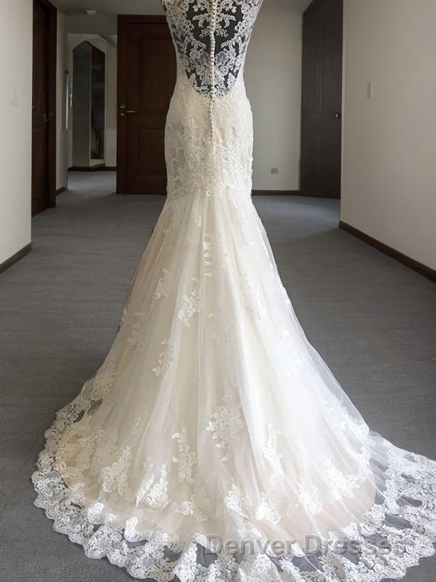 Trumpet/Mermaid V-neck Sweep Train Tulle Wedding Dress With Appliques Lace Secondary image