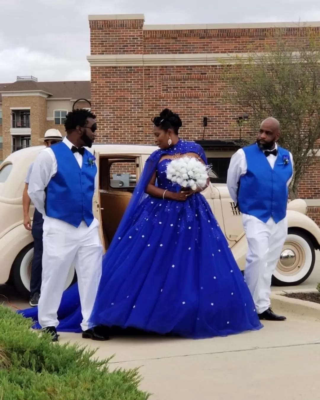 Tulle Ball Gown Quinceanera Dress With Cape Prom Dress