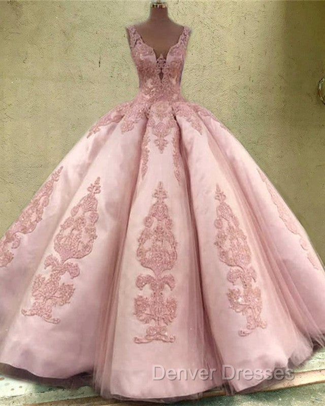 Tulle Ball Gown V Neck Quinceanera Dress Lace Embroidery