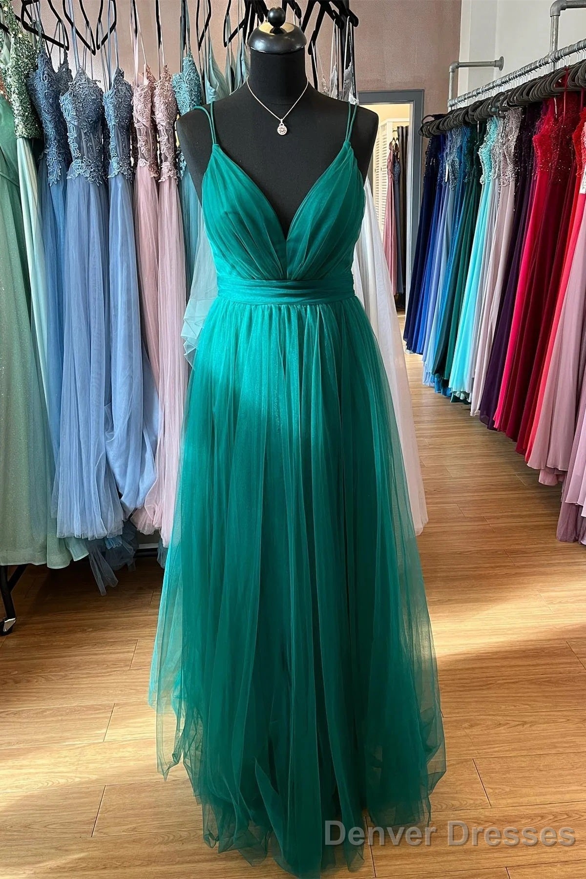 Tulle Skirt Dark Blue Prom Dresses With V-Neckline