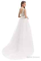 Tulle V-neck Appliques Wedding Dresses