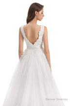 Tulle V-neck Backless Appliques Wedding Dresses