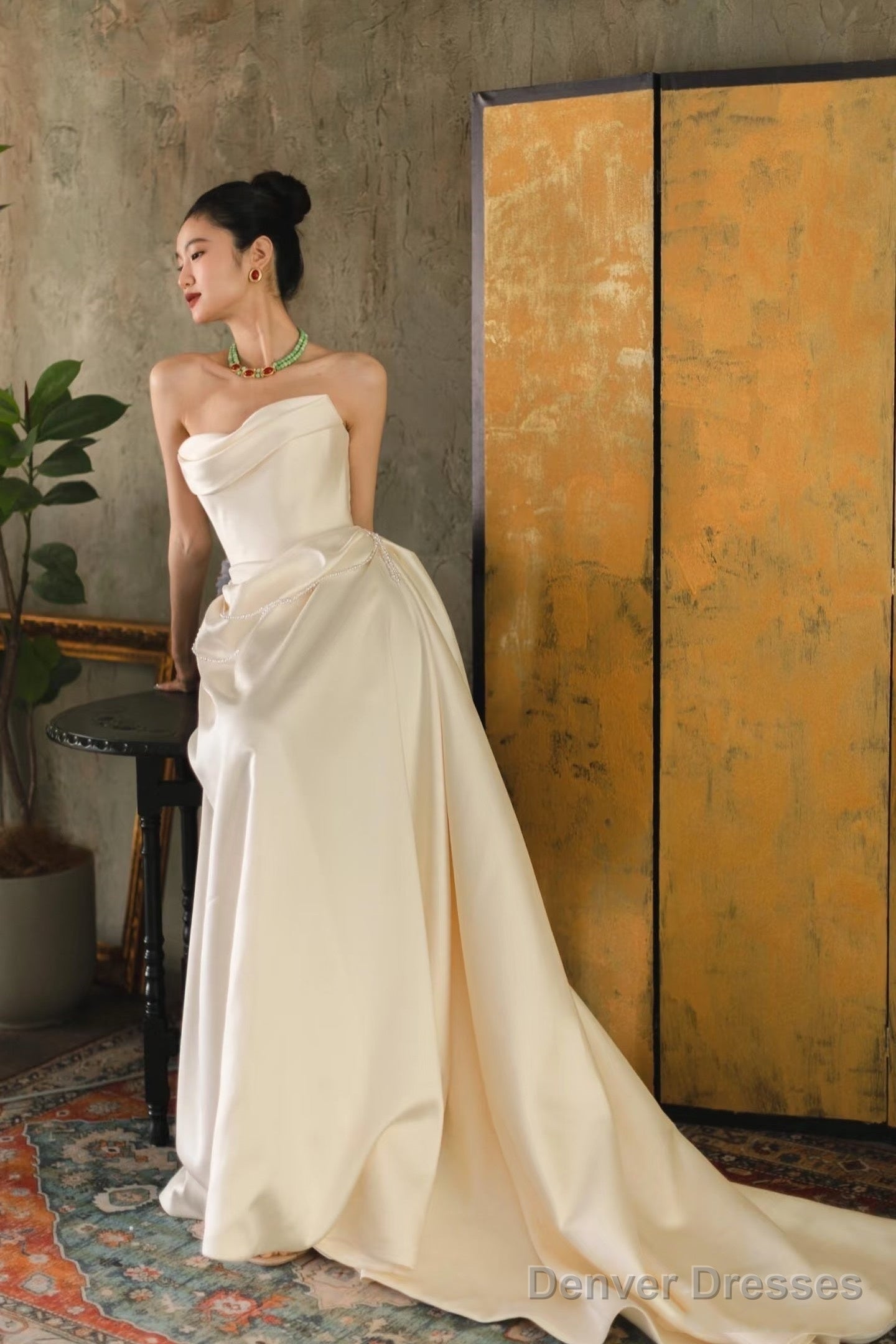 Unique Mermaid Off The Shoulder Ivory Long Wedding Dresses With Short Sleeves Brides Dress Main image