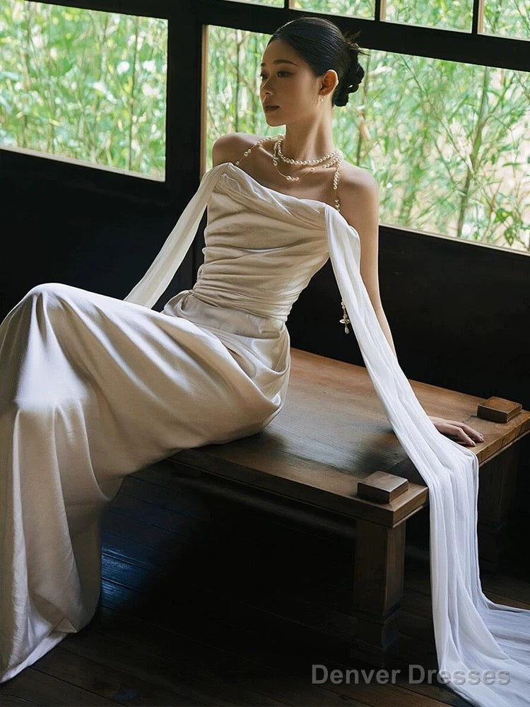 Unique Mermaid Strapless Satin Pleats White Ruffles Wedding Dresses