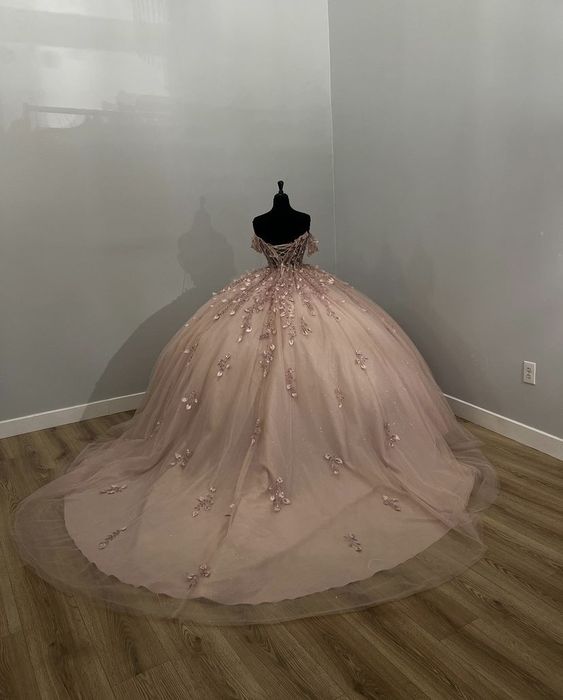 Unique Sleeveless Light Pink Ball Gown Prom Evening Formal Dress Secondary image