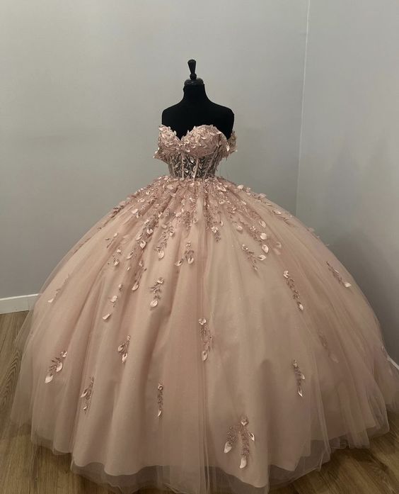 Unique Sleeveless Light Pink Ball Gown Prom Evening Formal Dress Main image