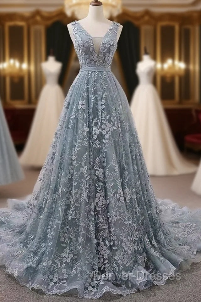 V-Neck Appliques Lace Wedding Dress With Chapel Train