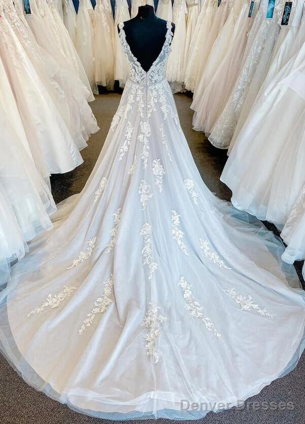 V-Neck Backless Lace/Tulle Wedding Dress Secondary image