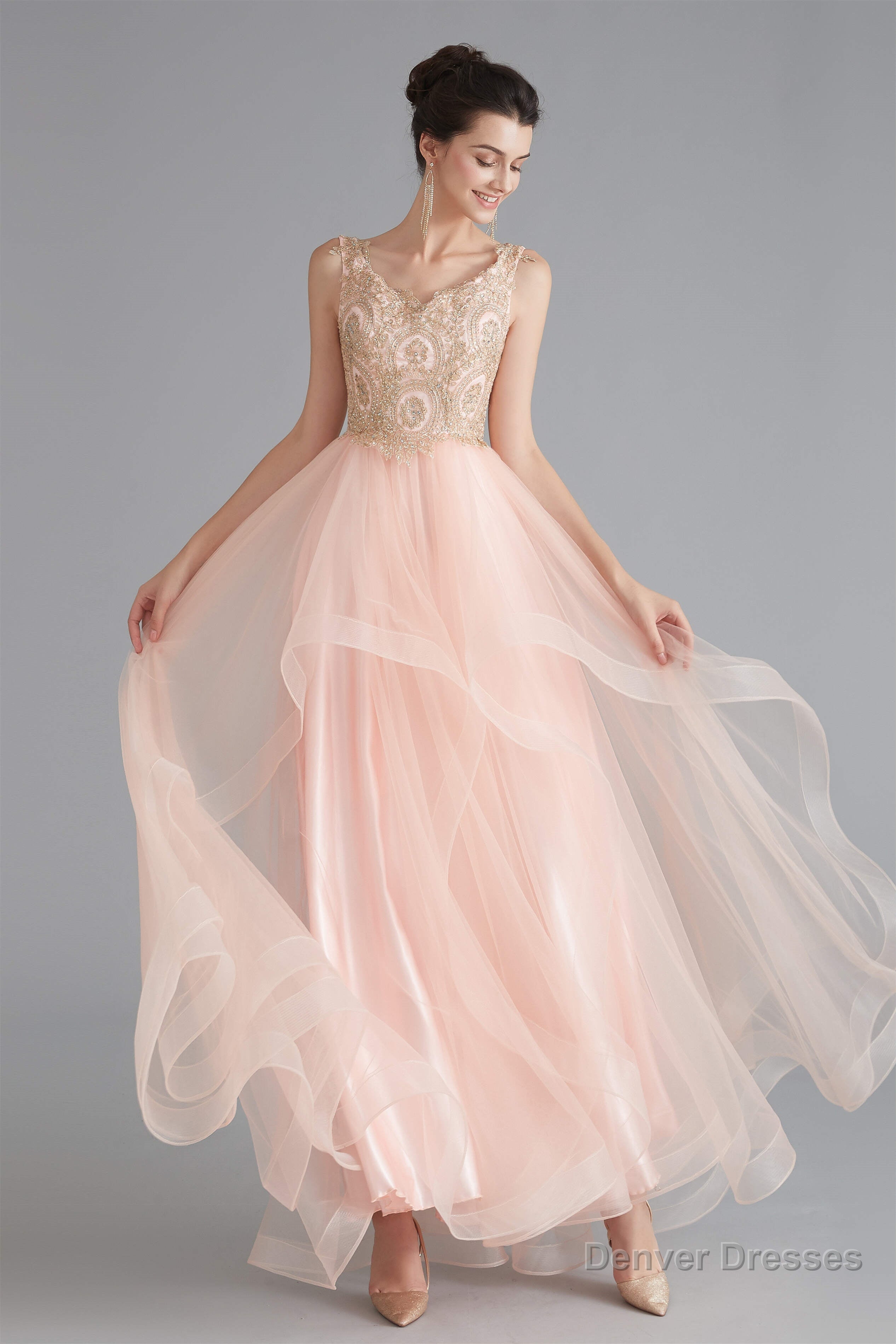 V-Neck Beaded Applique Asymmetrical Sleeveless Tulle Prom Dresses Secondary image