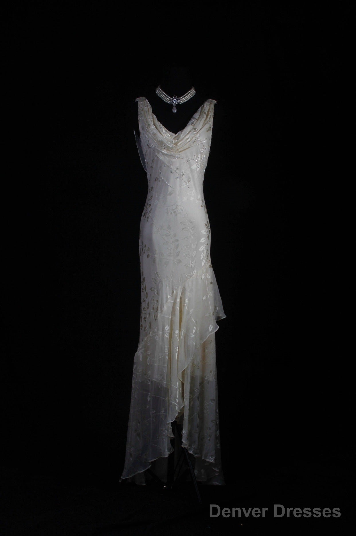 V-Neck Chiffon Beaded Long Prom Dress Simple Mermaid Wedding Dress Main image