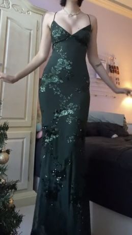 V Neck Green Prom Dress Evening Gowns With Sequin Appliques Main image