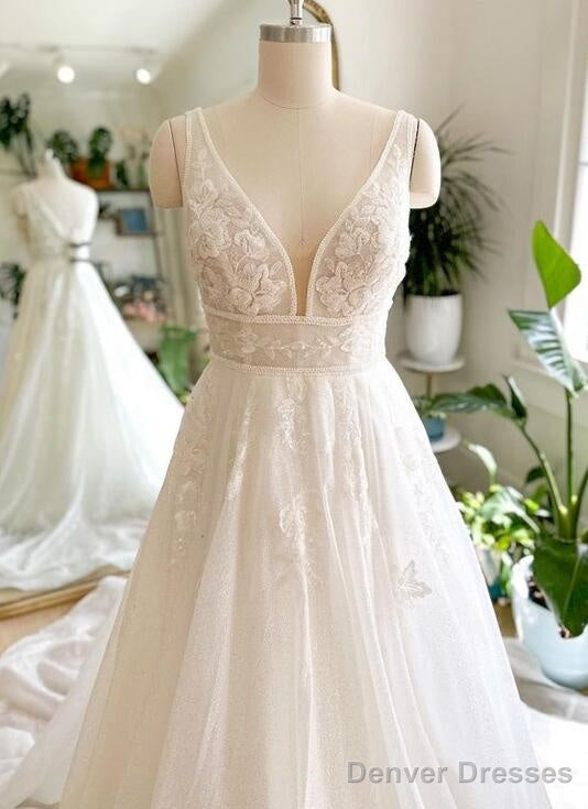 V-Neck Sparkly Tulle Wedding Dress With Appliques