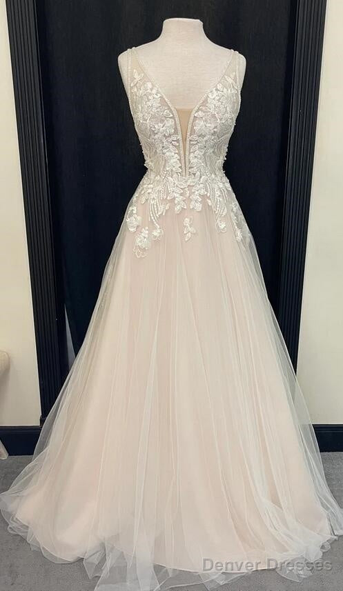 V-Neck Tulle A-Line Wedding Dress With Appliques Main image