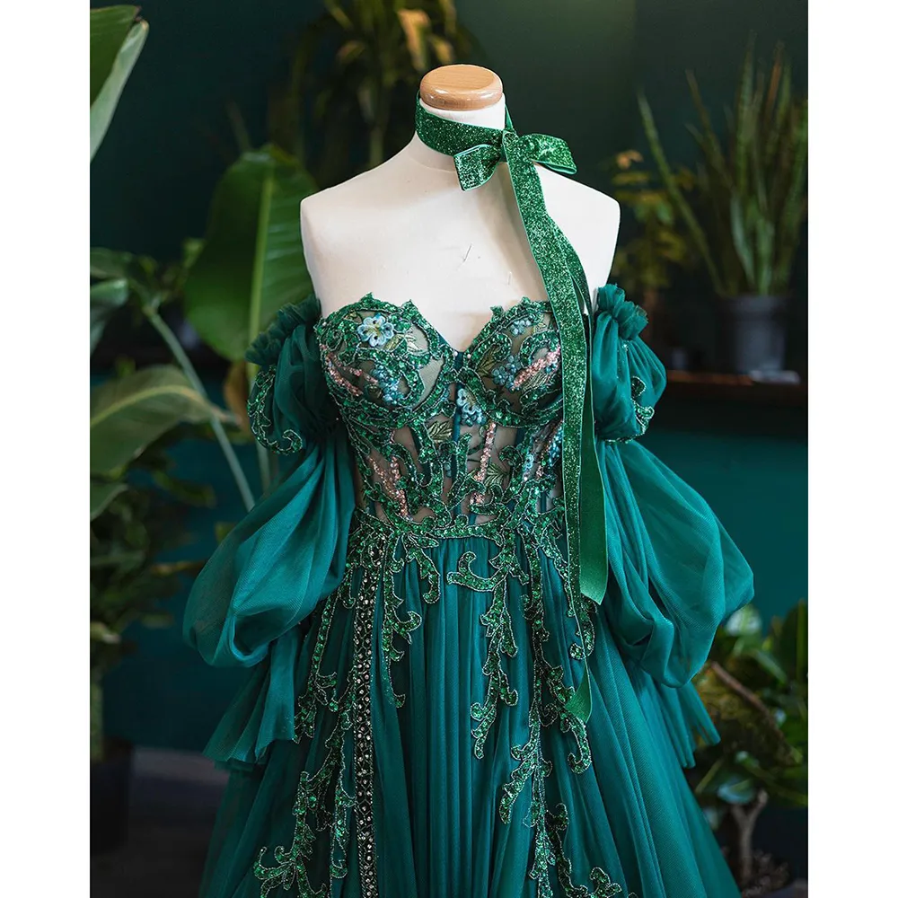 Vintage A Line Appliques Lace-Up A-Line Dark Green Tulle Prom Dress Secondary image