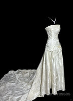 Vintage A Line Strapless White Lace Prom Gown Fairy Prom Dress