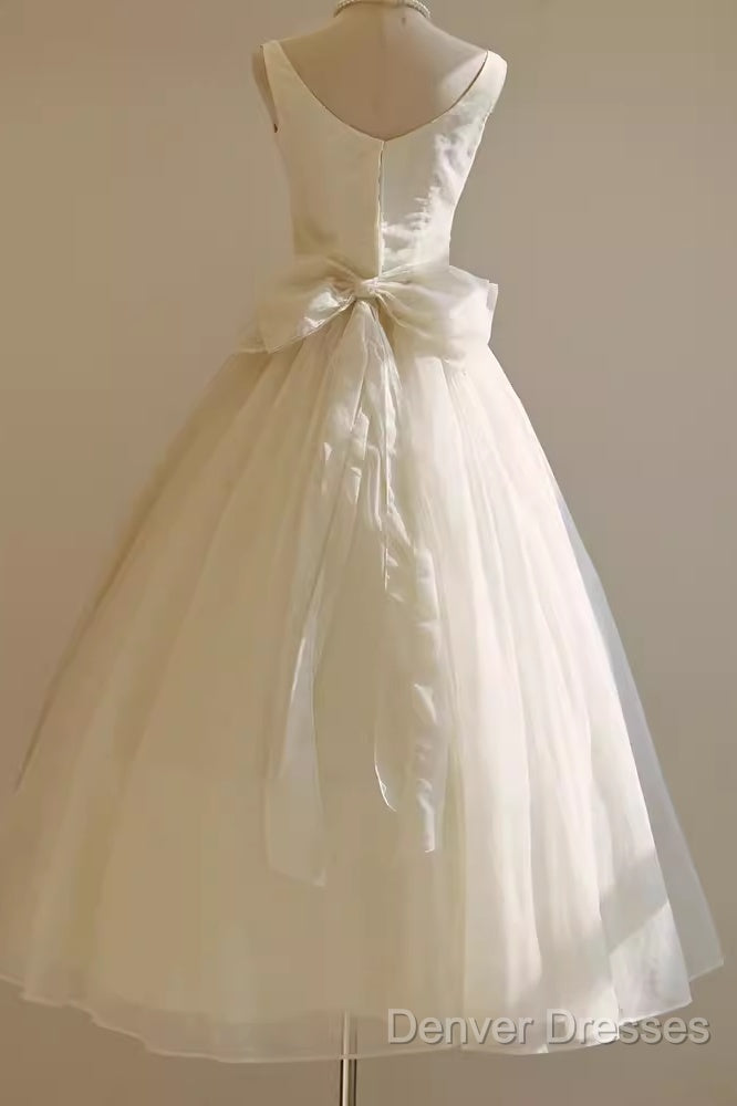 Vintage Ball Gown Bateau White Tea Length Wedding Dress Brides Dress Secondary image