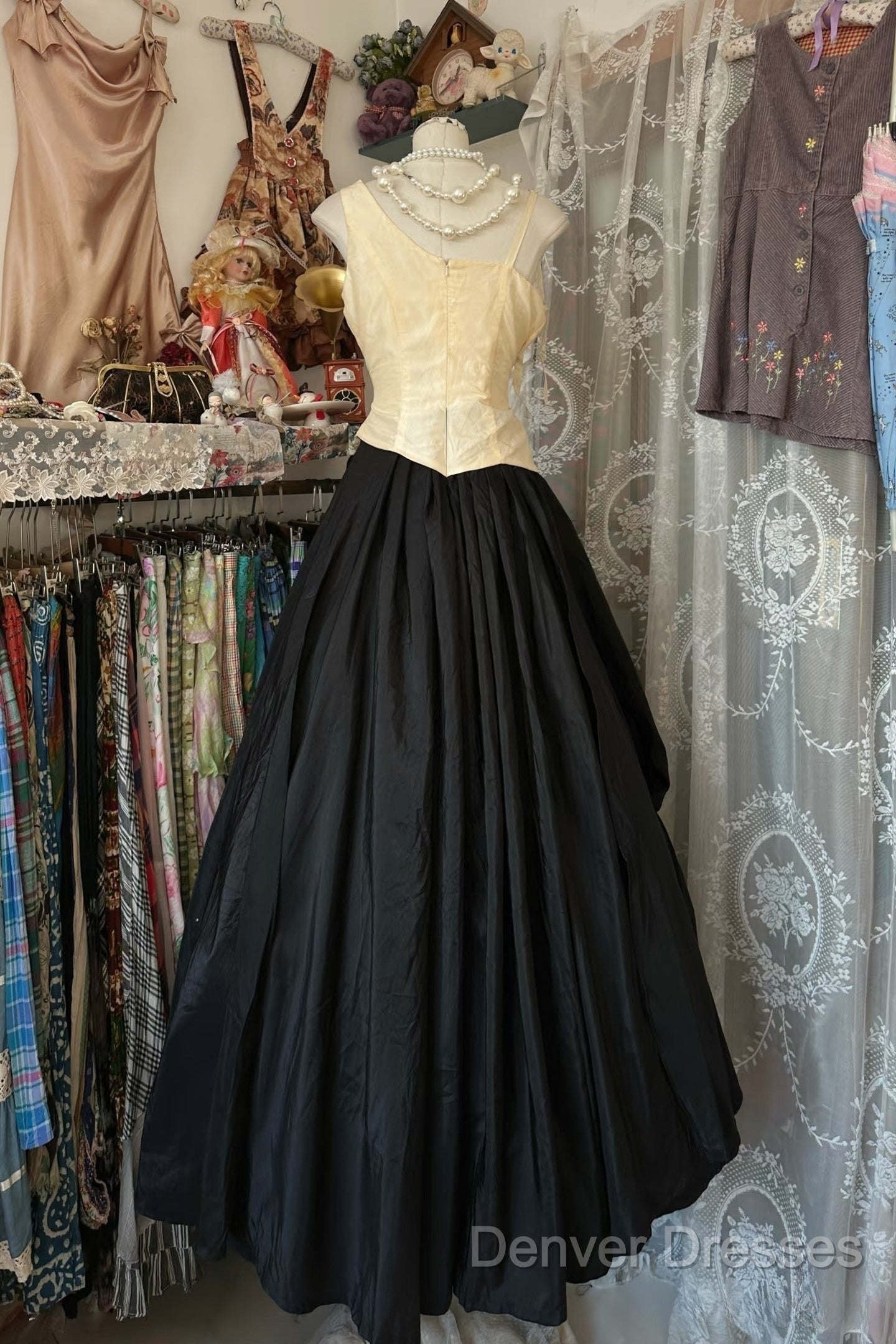 Vintage Ball Gown Sleeveless Long Black Evening Dress Prom Dress