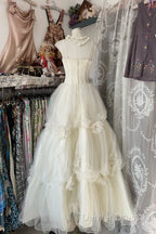 Vintage Ball Gown Spaghetti Straps Sleeveless Long White Evening Dress Prom Dress