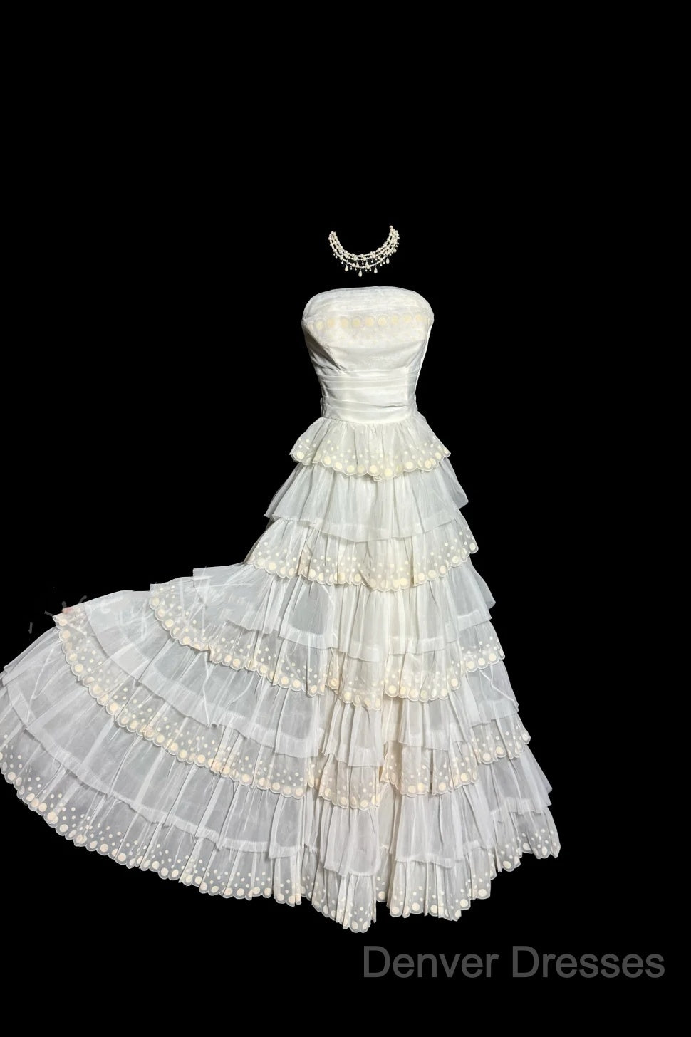 Vintage Ball Gown Strapless White Lace Prom Gown Fairy Prom Dress