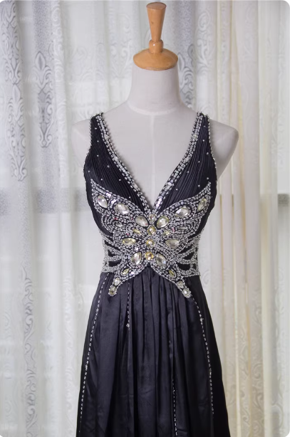 Vintage Black A-Line V-Neck Open Back Butterfly Rhinestone Beaded Satin Long Prom Dress Evening Dress