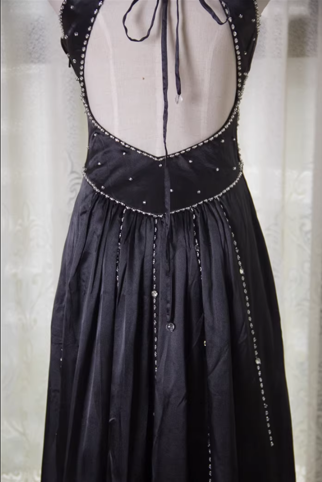 Vintage Black A-Line V-Neck Open Back Butterfly Rhinestone Beaded Satin Long Prom Dress Evening Dress