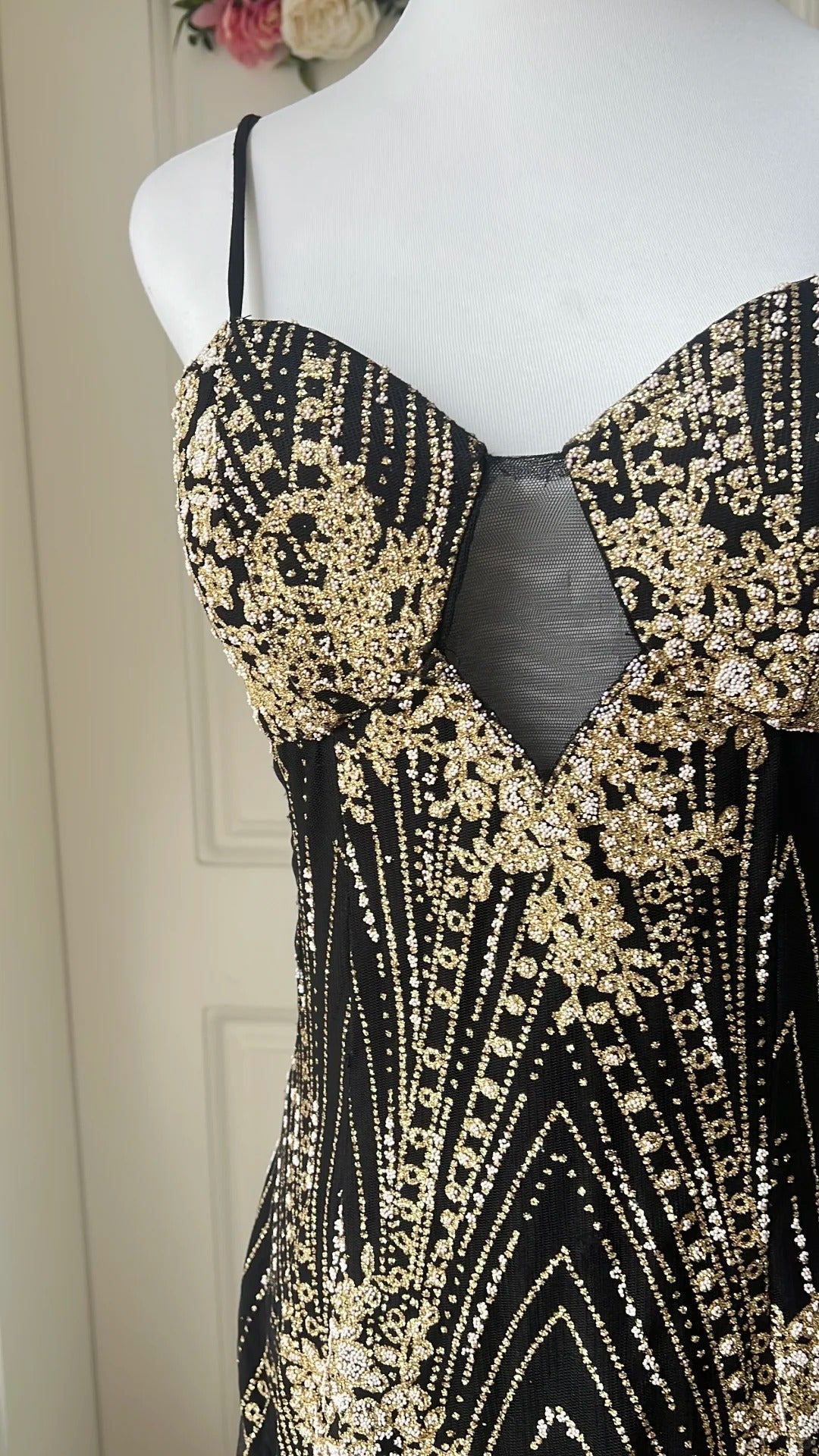 Vintage Black And Gold Mermaid Strappy Sequin Embroidered Long Prom Dress Evening Dress