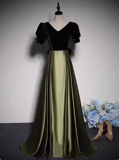 Vintage Black & Green Color Block A-Line V-Neck Velvet Satin Long Prom Dress Evening Dress Main image