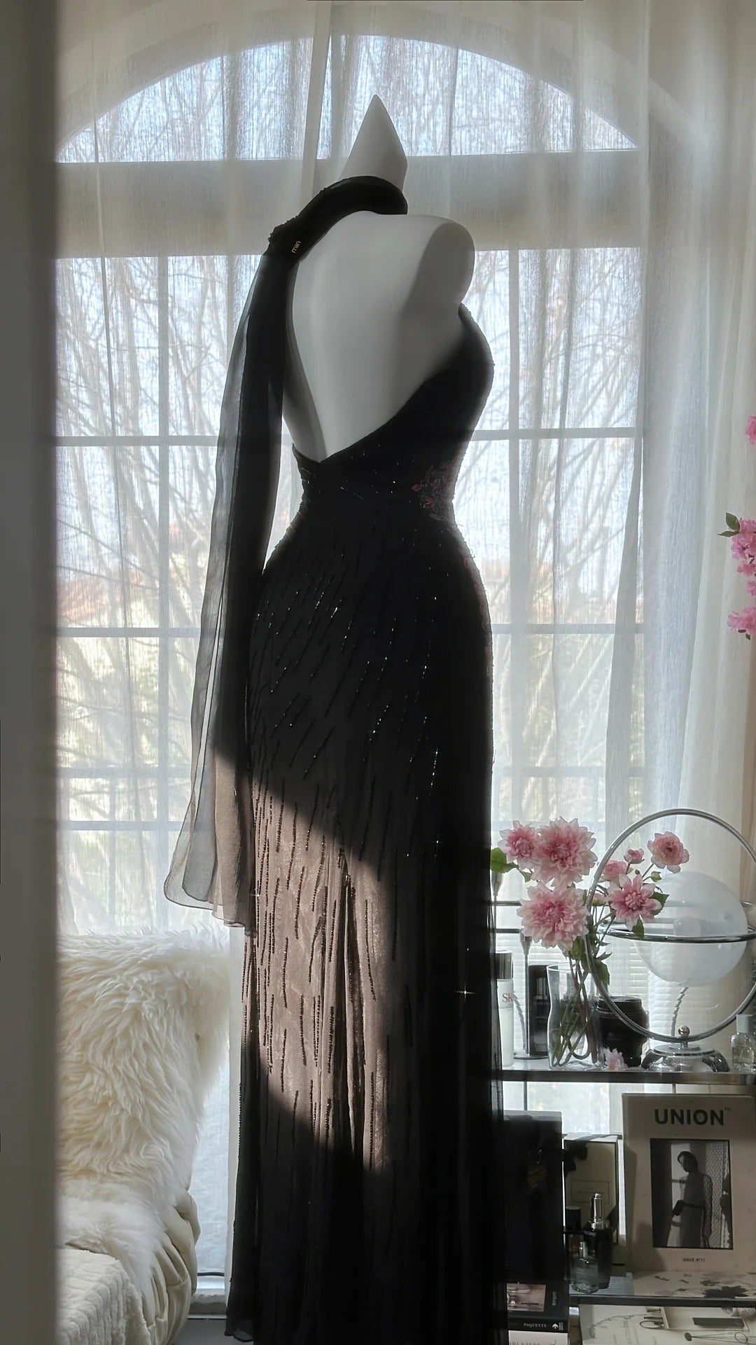Vintage Black Pink Diamond Halter Neck Chiffon Mermaid Evening Gown Prom Dress