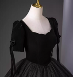 Vintage Black Puff Sleeve Velvet Shimmer Tulle Ball Gown Evening Dress Sweet 16 Dress