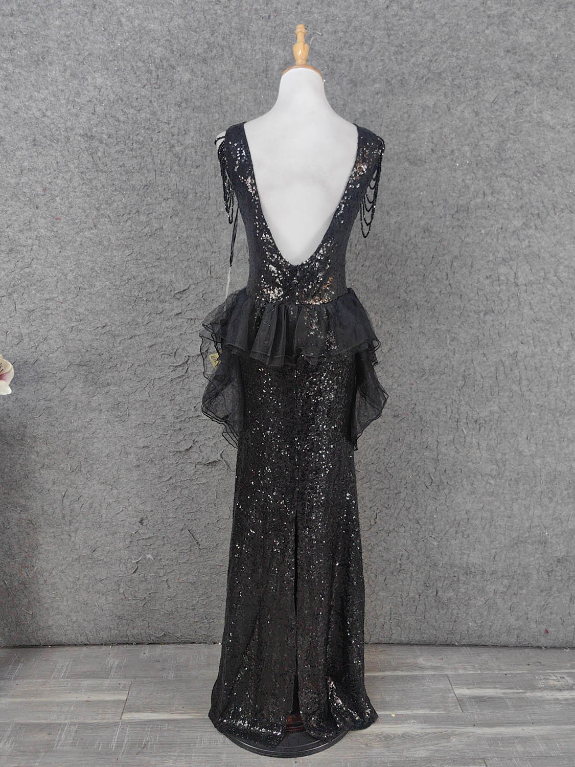 Vintage Black V-Neck Tassel Sequin Tulle Long Prom Dress Evening Dress