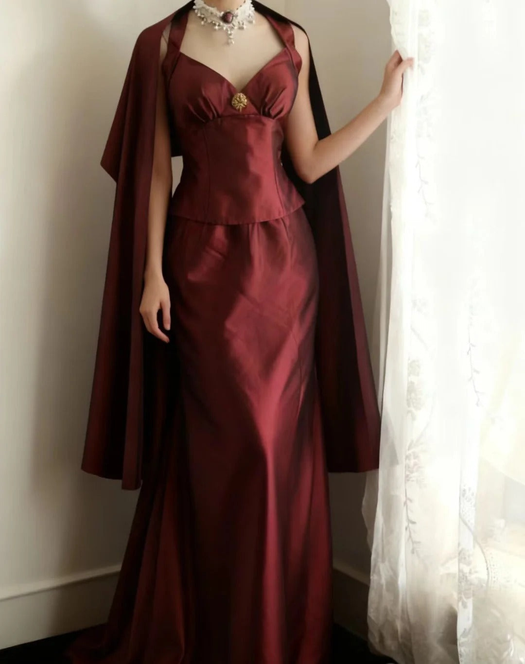 Vintage Burgundy Halter Neck Mermaid Satin Long Prom Dress Evening Dress