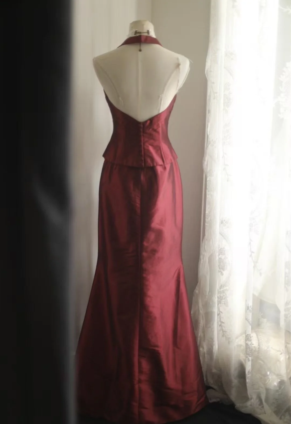 Vintage Burgundy Halter Neck Mermaid Satin Long Prom Dress Evening Dress