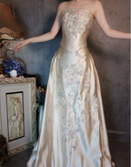 Vintage Champagne Gold A-Line Strapless Embroidered Satin Train Prom Dress Evening Dress