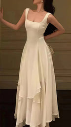 Vintage & Classic Ivory Chiffon Evening Prom Dress