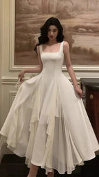 Vintage & Classic Ivory Chiffon Evening Prom Dress
