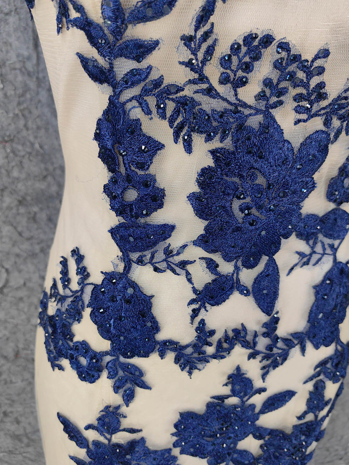 Vintage Cream Navy Mermaid Crew Neck Sleeveless Embroidered Tulle Long Prom Dress Evening Dress