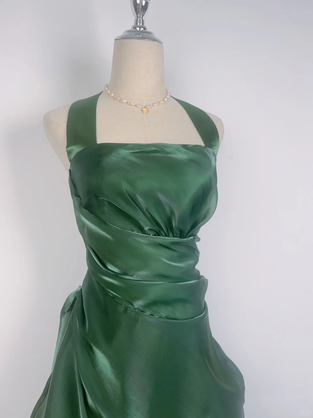Vintage Dark Green Halter Neck Floral Mini Homecoming Dress Secondary image