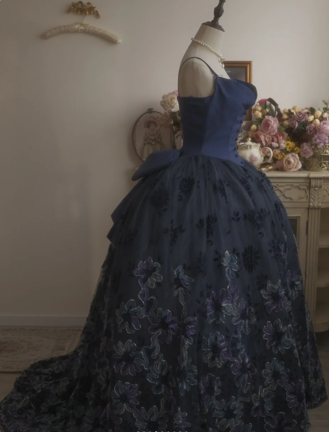 Vintage Elegant Navy Blue Bow Embroidered Train Tulle Ball Gown Evening Dress Sweet 16 Dress