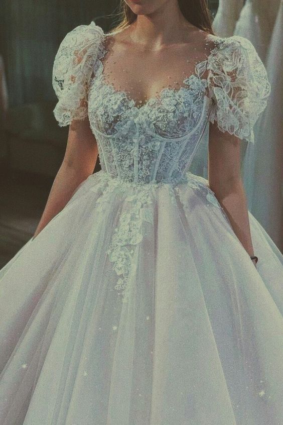 Vintage Fairy Corset Dress White Long Formal Gown Wedding Dress Secondary image